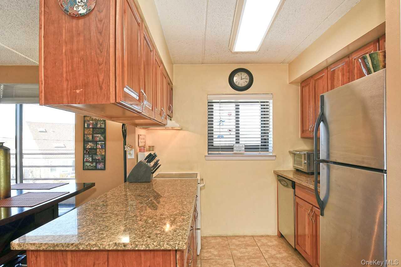 #15 photo, 725 Miller Avenue, Freeport , NY 11520