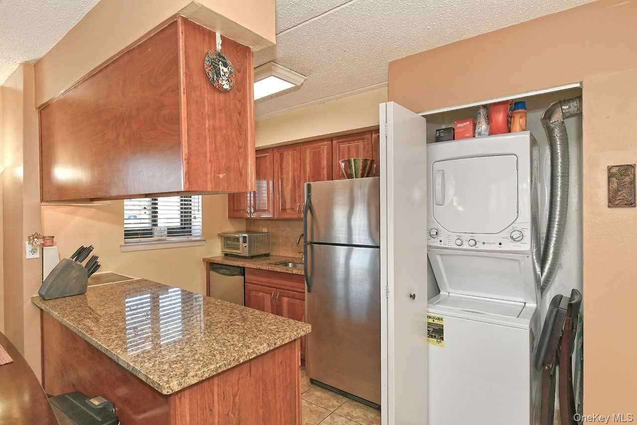 #16 photo, 725 Miller Avenue, Freeport , NY 11520