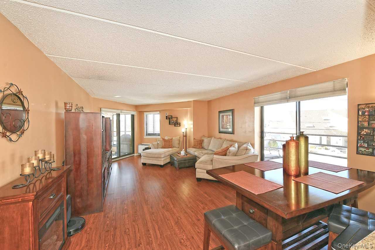 #7 photo, 725 Miller Avenue, Freeport , NY 11520