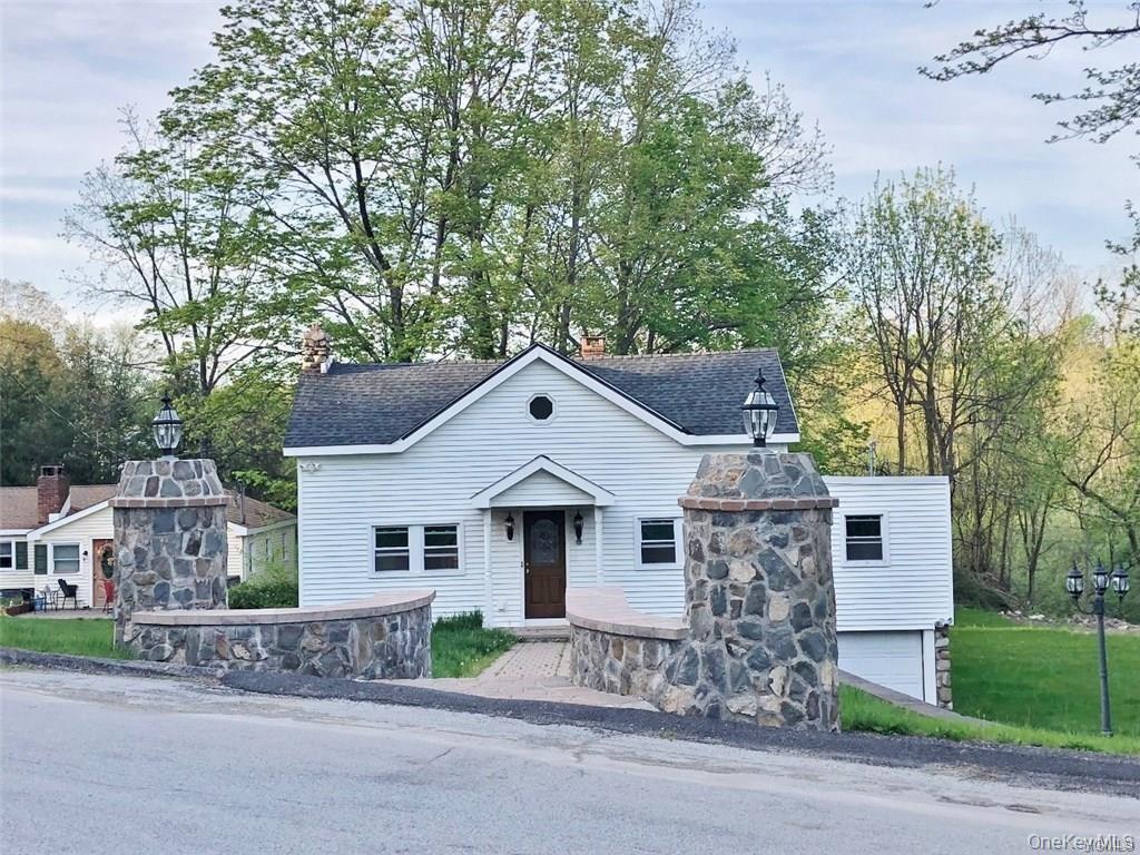 #2 photo, 16 Lake Avenue, Monroe , NY 10950