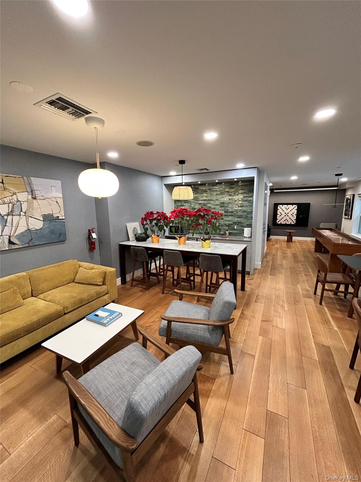 #17 photo, 125 Parkway Road, Bronxville , NY 10708