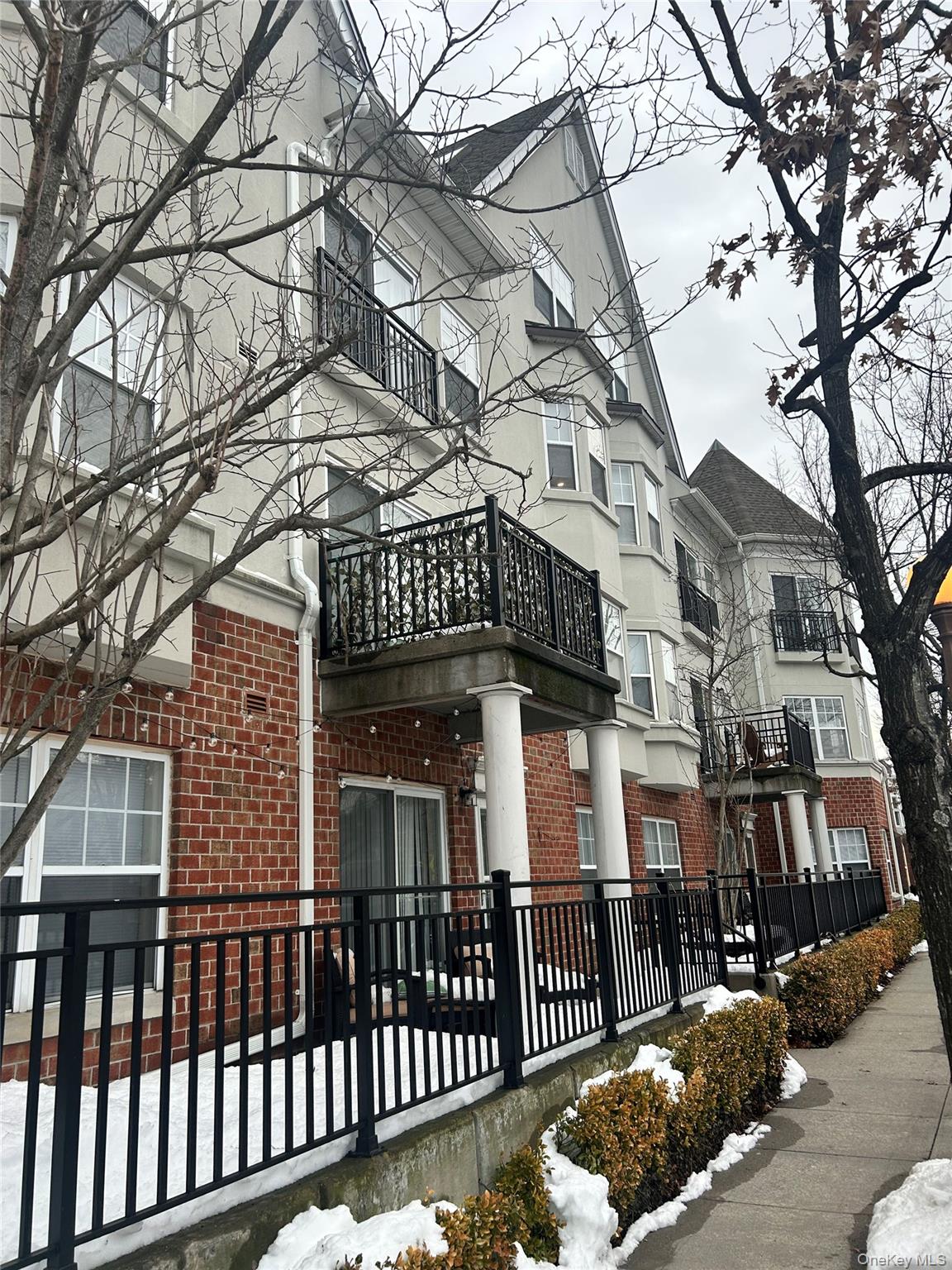 #2 photo, 125 Parkway Road, Bronxville , NY 10708