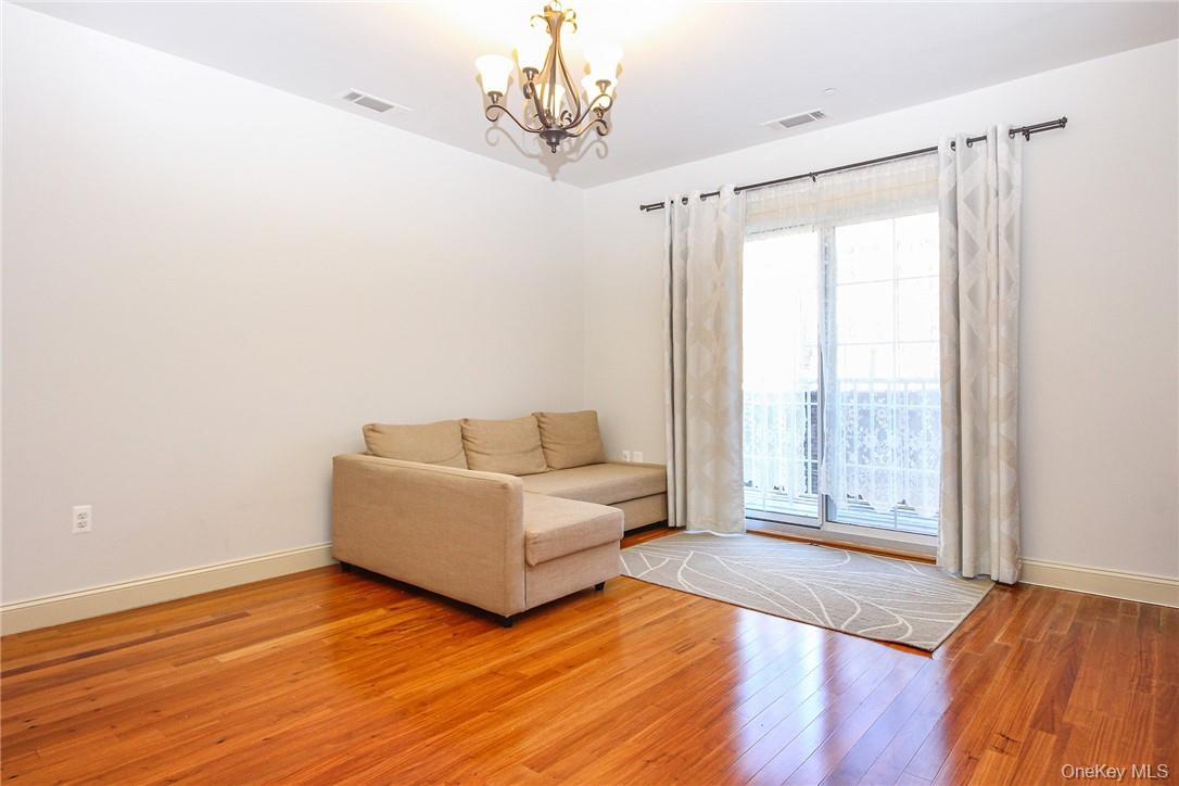 #10 photo, 543 Main Street, New Rochelle , NY 10801