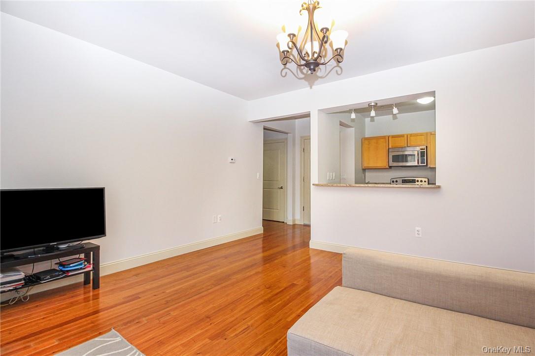 #9 photo, 543 Main Street, New Rochelle , NY 10801