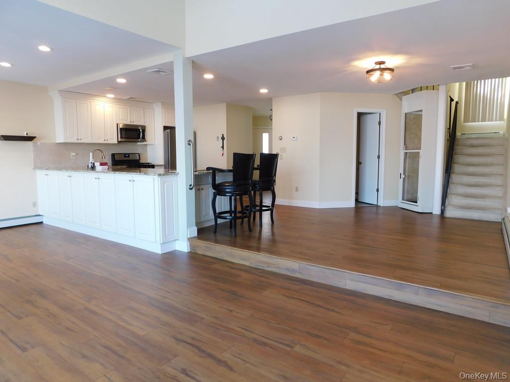 #11 photo, 729 Hewitt Lane, New Windsor , NY 12553