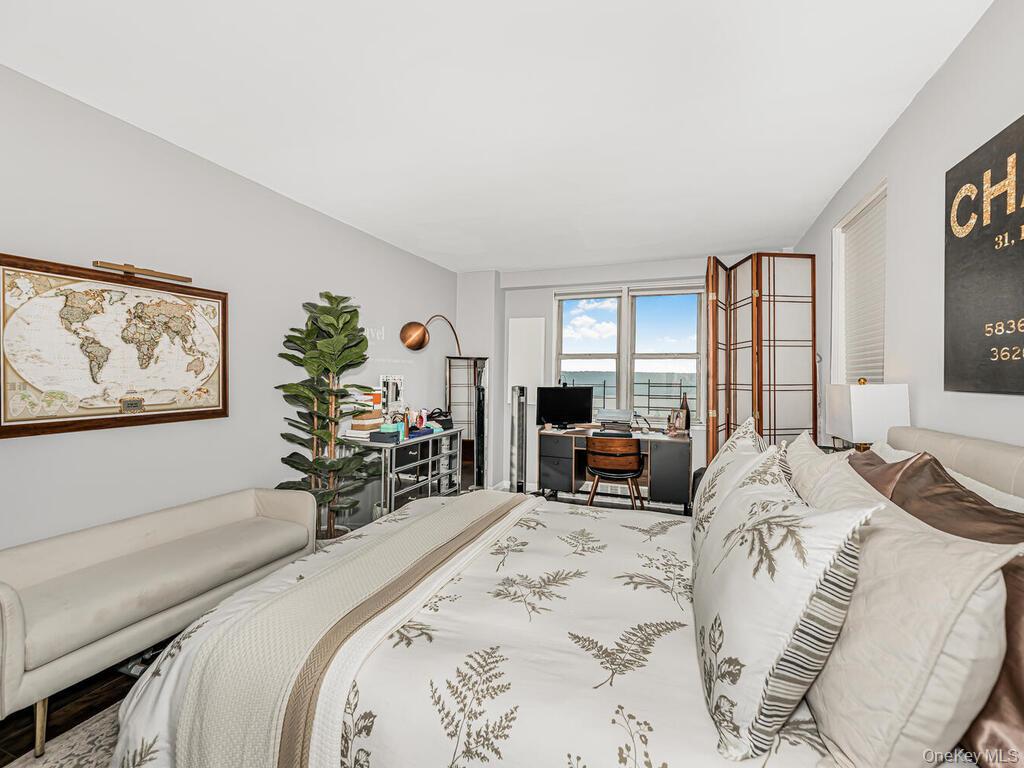 #10 photo, 5800 Arlington Avenue, Bronx , NY 10471