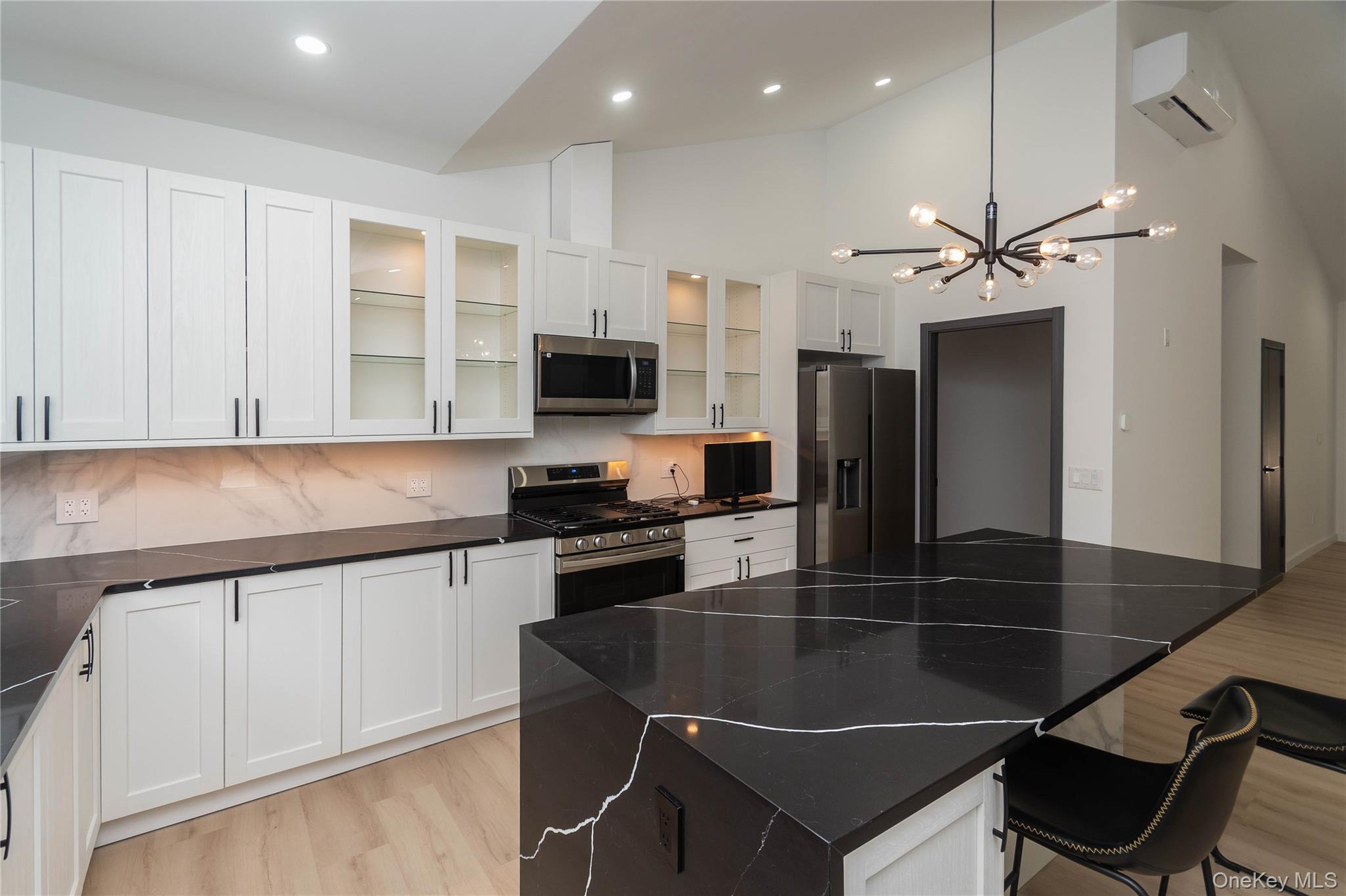 #14 photo, 58 Dunn Town Road, 뉴욕주 Wurtsboro , NY 12790