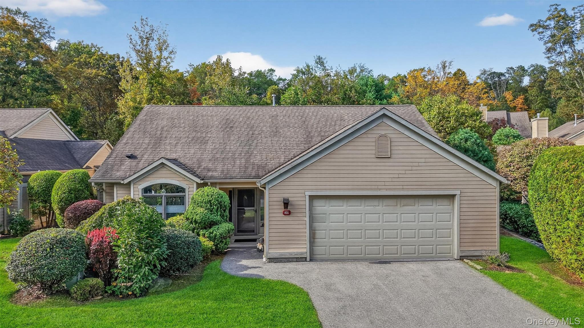 #1 photo, 831 Heritage Hills, 뉴욕주 Somers , NY 10589