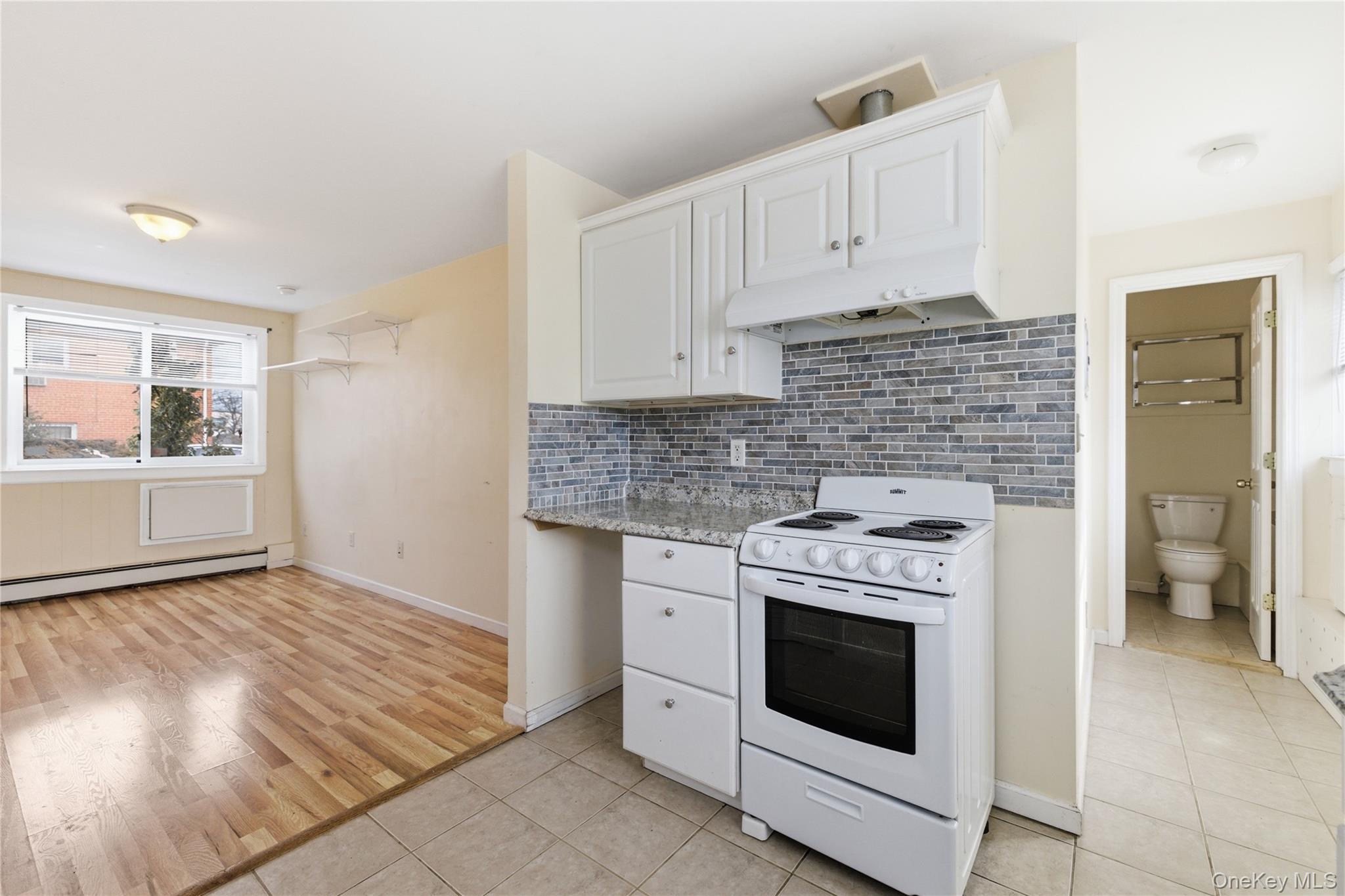 #7 photo, 2420 Bennett Avenue, North Bellmore , NY 11710