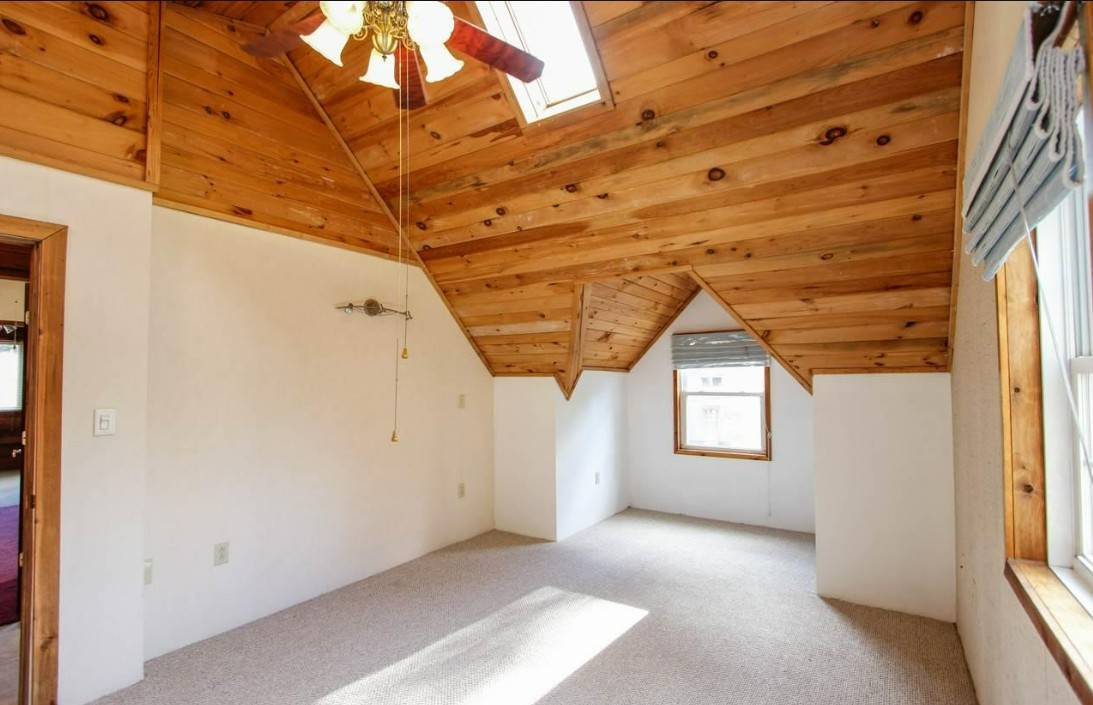 #12 photo, 24 COMBS ROADWAY, MIDDLE GROVE , NY 12850