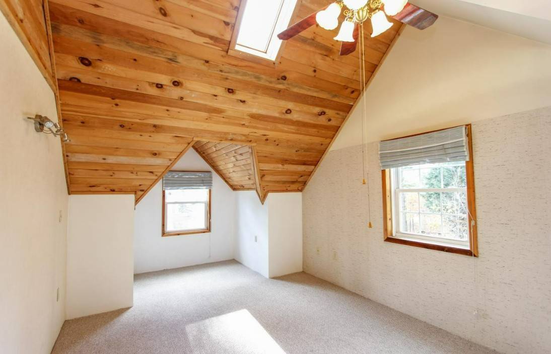 #8 photo, 24 COMBS ROADWAY, MIDDLE GROVE , NY 12850