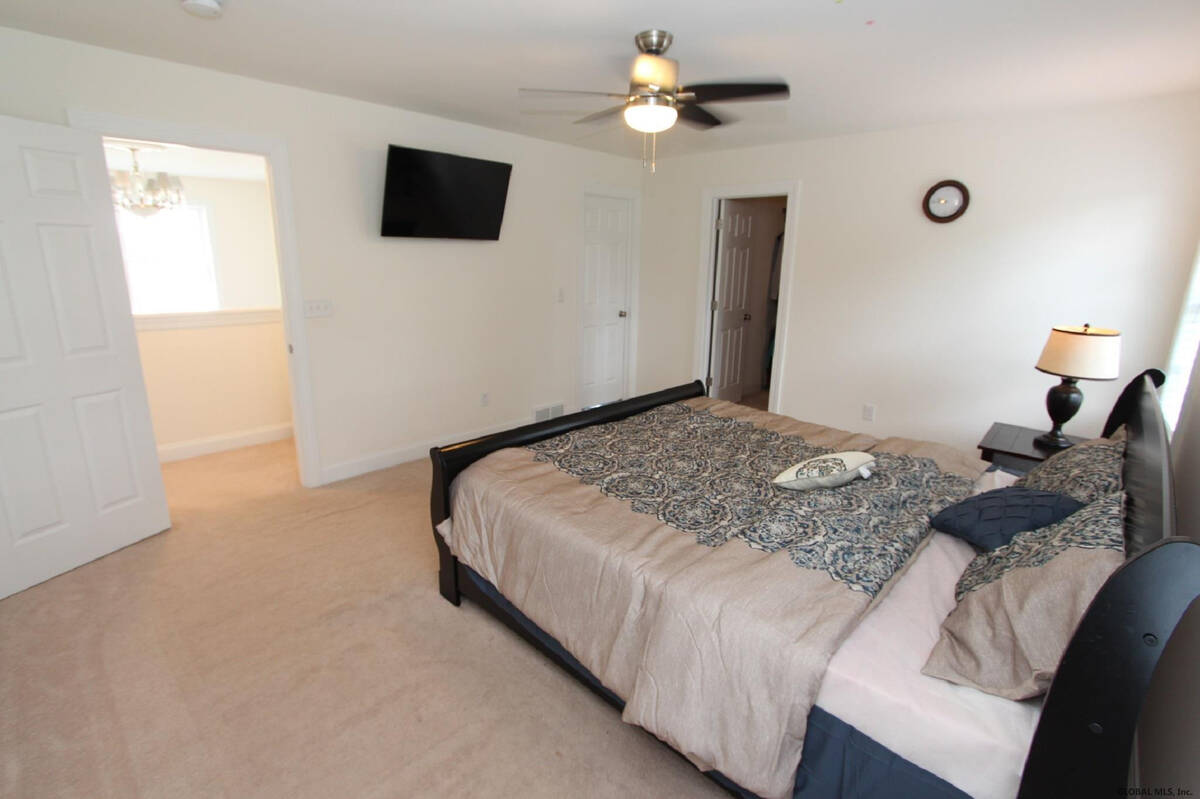 #27 photo, 106 Balsam Way, Clifton Park , NY 12065