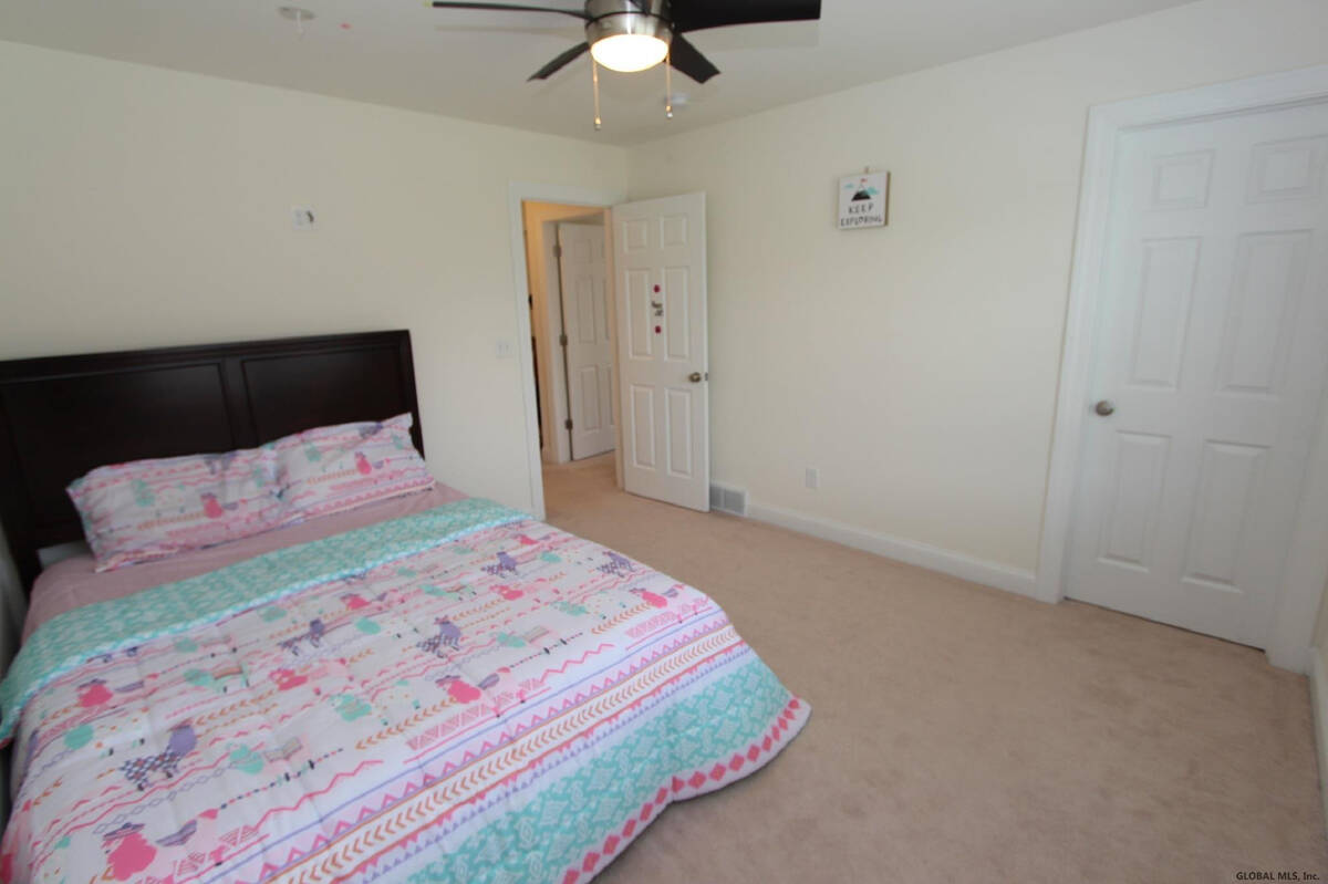 #31 photo, 106 Balsam Way, Clifton Park , NY 12065