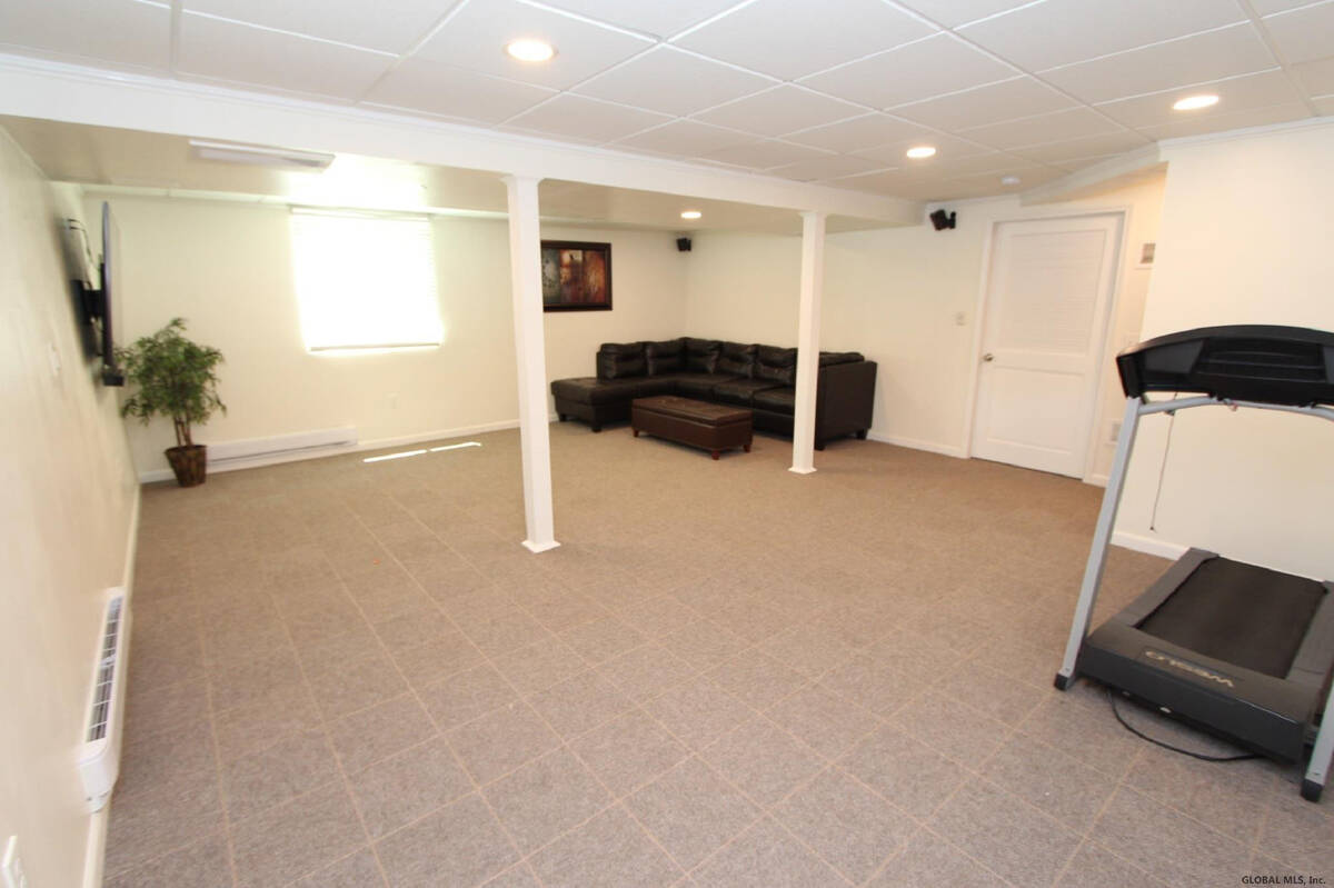 #38 photo, 106 Balsam Way, Clifton Park , NY 12065