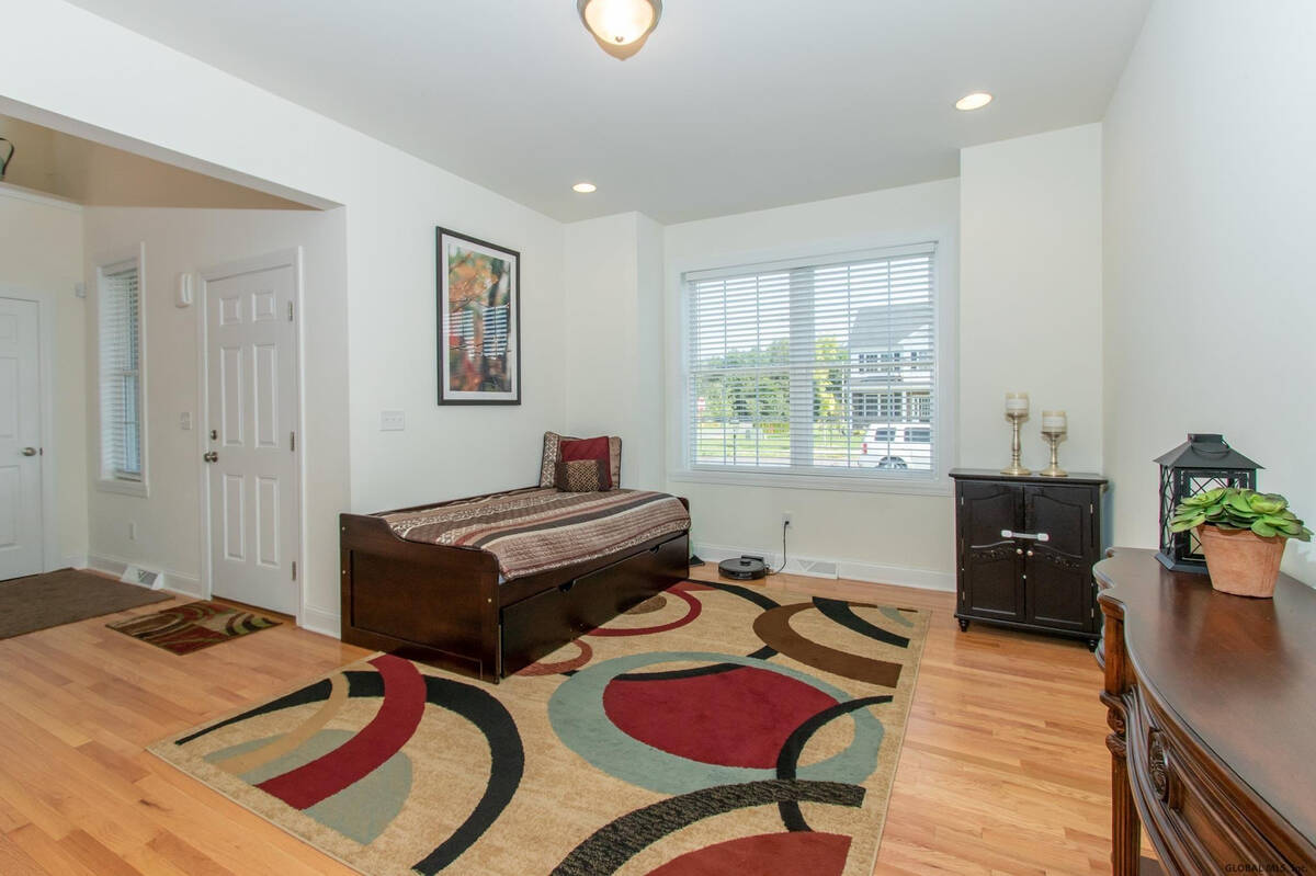 #9 photo, 106 Balsam Way, Clifton Park , NY 12065