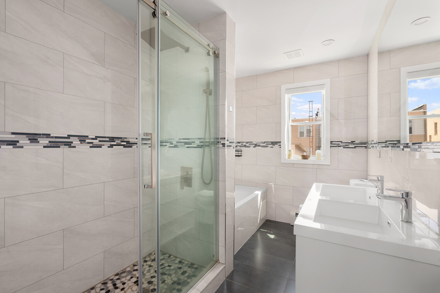 #10 photo, 50-61 46TH Street, Sunnyside , NY 11377