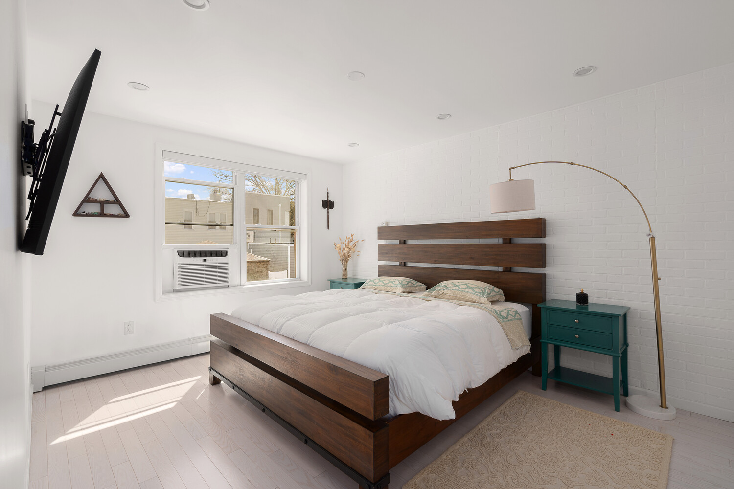 #9 photo, 50-61 46TH Street, Sunnyside , NY 11377