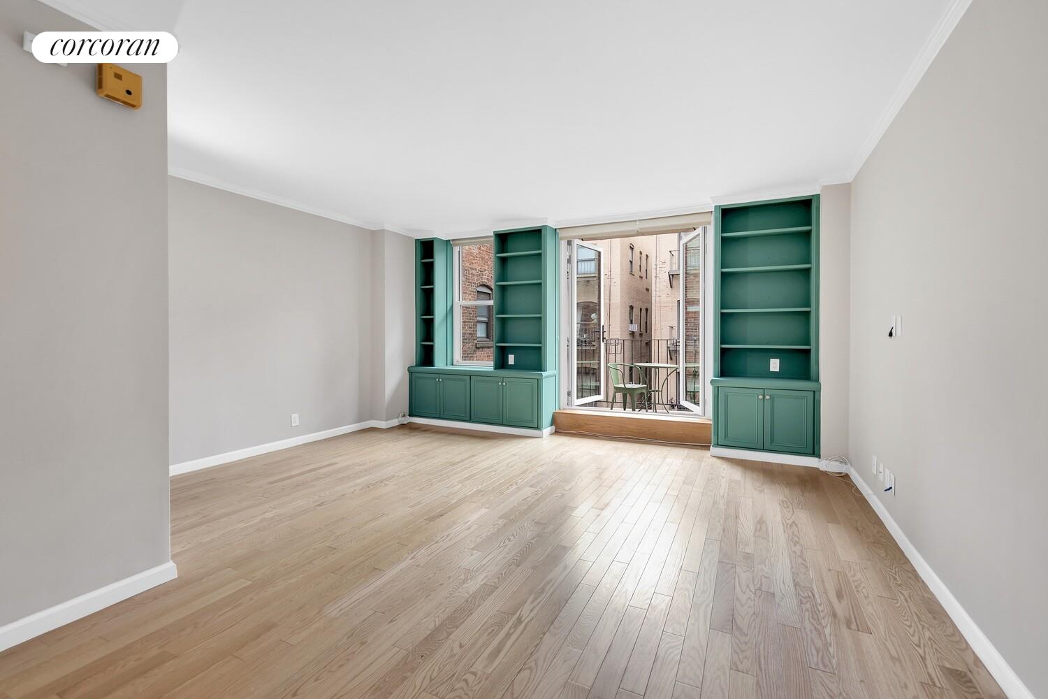 #1 photo, 2250 BROADWAY, Upper West Side , NY 10024