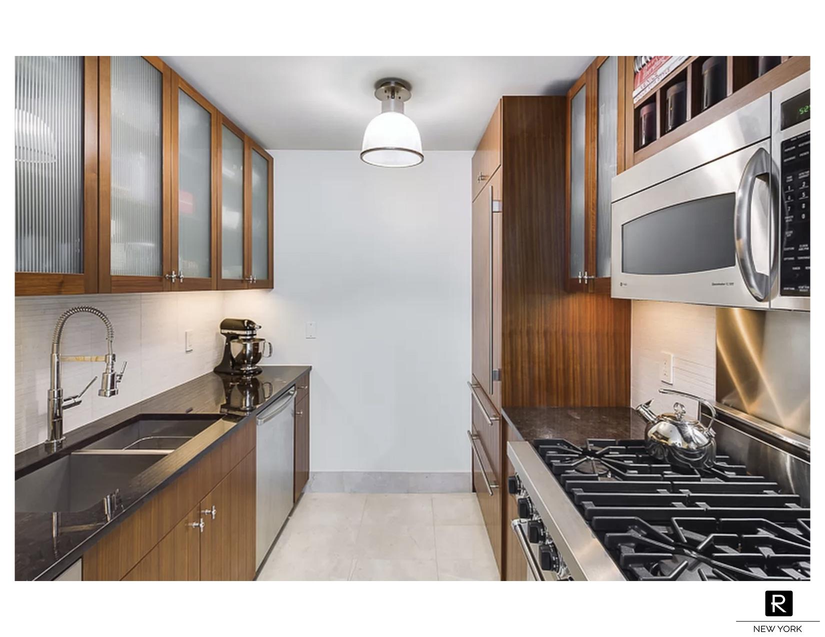 #4 photo, 250 E 53rd Street, मैनहटन Turtle Bay , NY 10022