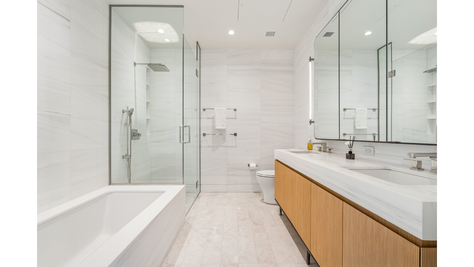 #7 photo, 200 E 20TH Street, מנהטן Gramercy Park , NY 10003