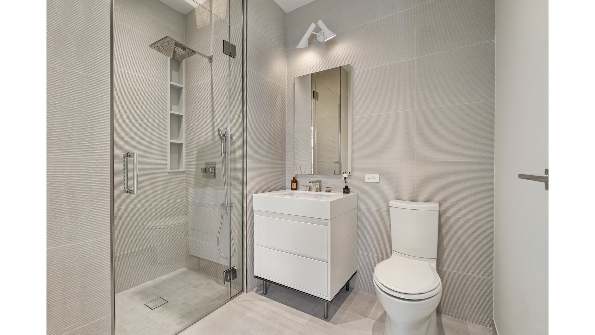 #8 photo, 200 E 20TH Street, מנהטן Gramercy Park , NY 10003