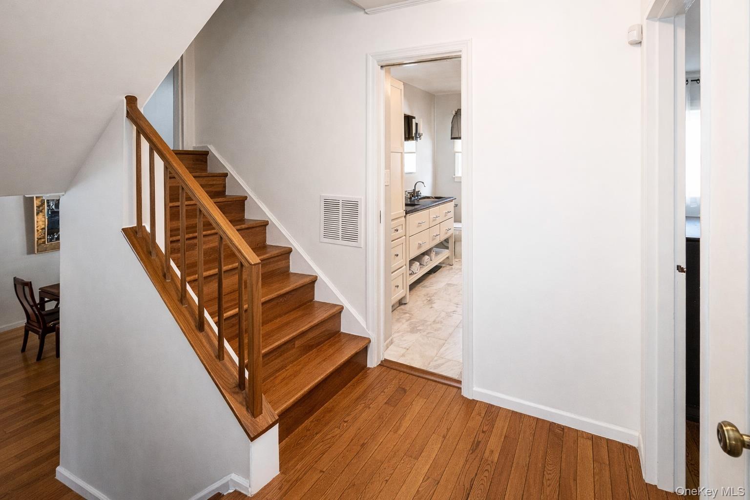 #19 photo, 26 Dexter Road, Yonkers , NY 10710