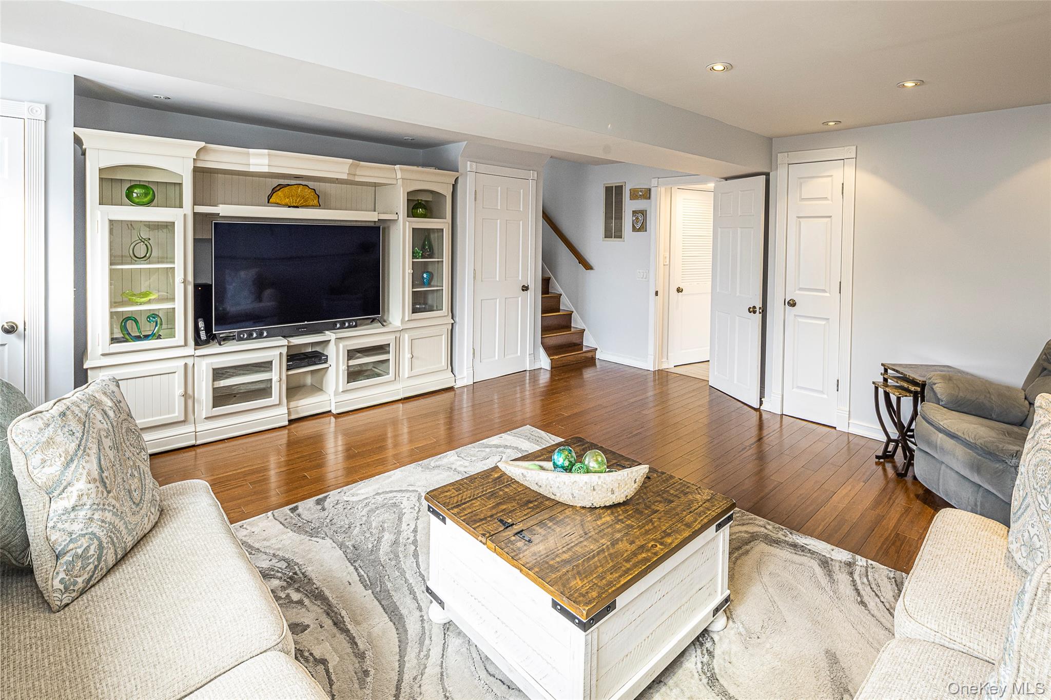 #7 photo, 26 Dexter Road, Yonkers , NY 10710