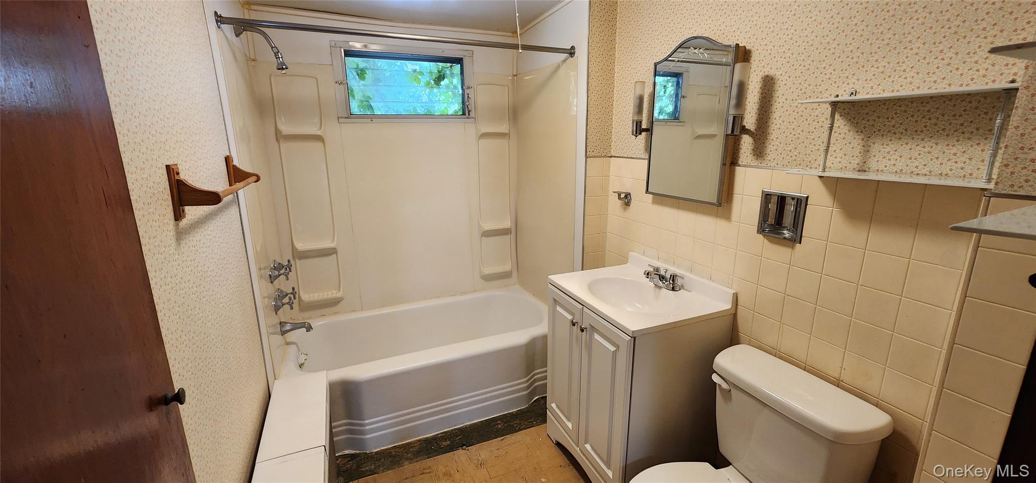 #5 photo, 40 King Street, Port Jervis , NY 12771