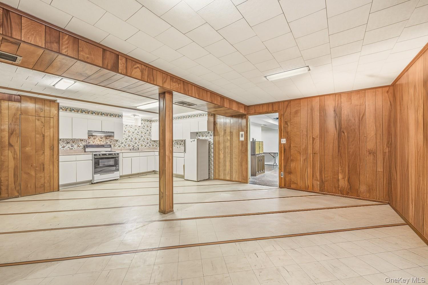 #15 photo, 138-07 13th Avenue, Malba , NY 11357