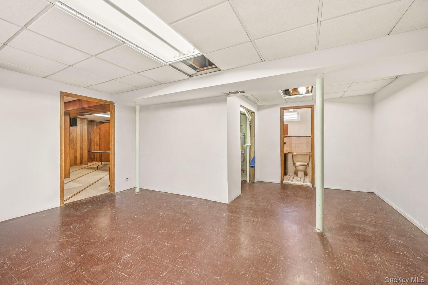 #17 photo, 138-07 13th Avenue, Malba , NY 11357