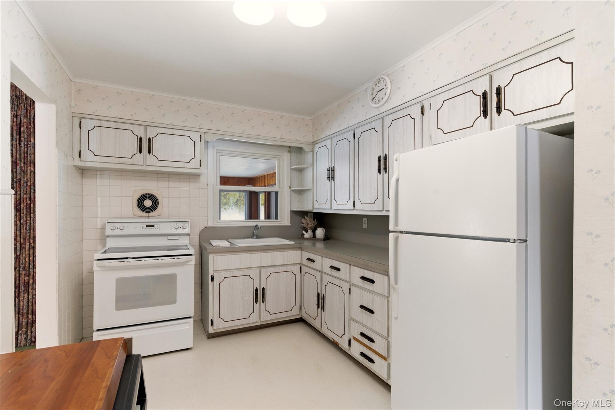 #15 photo, 3 Bayberry Drive, নাসাউ কাউন্টি Plainview , NY 11803