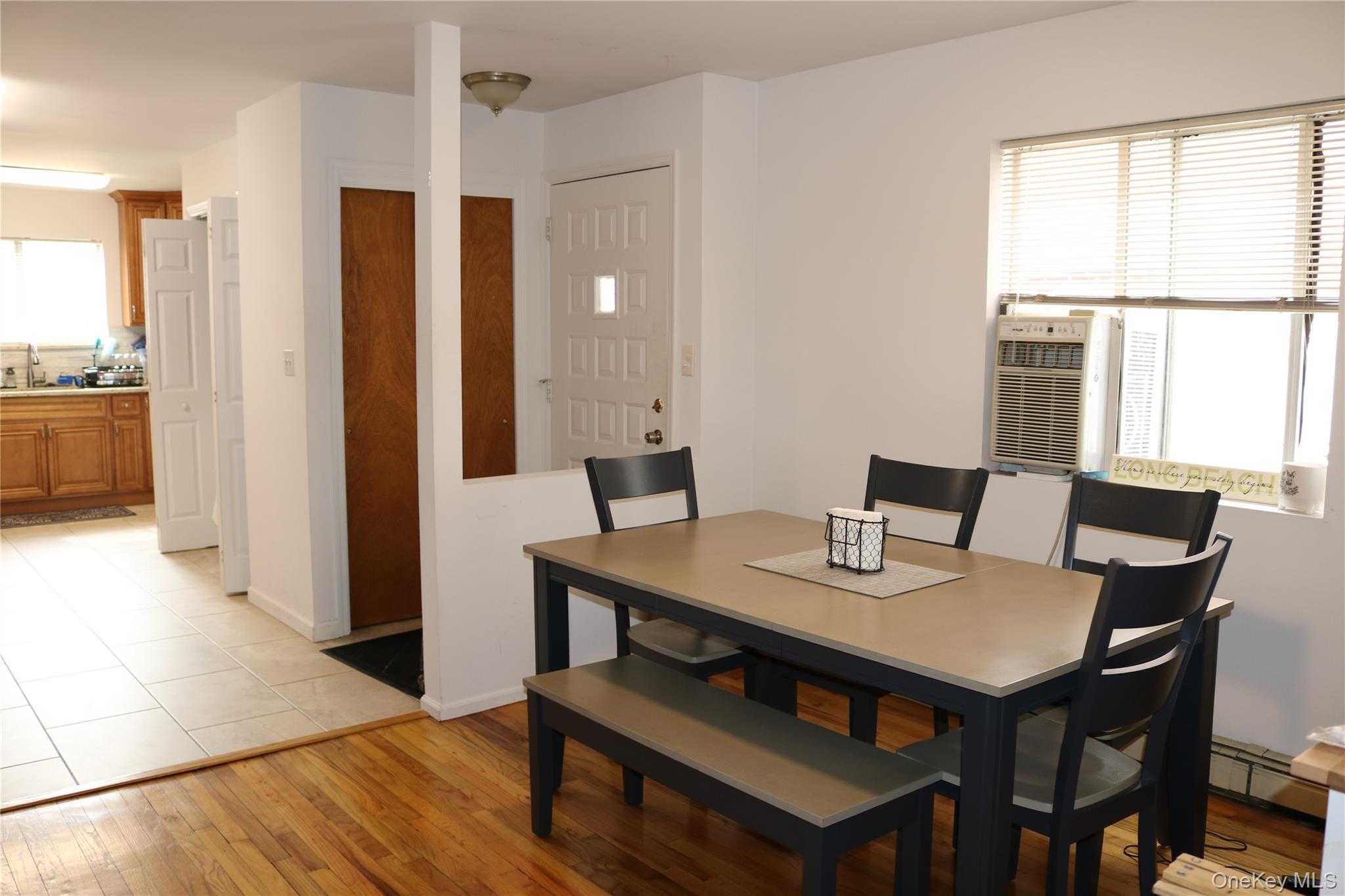 #9 photo, 649 E Beech Street, নাসাউ কাউন্টি Long Beach , NY 11561