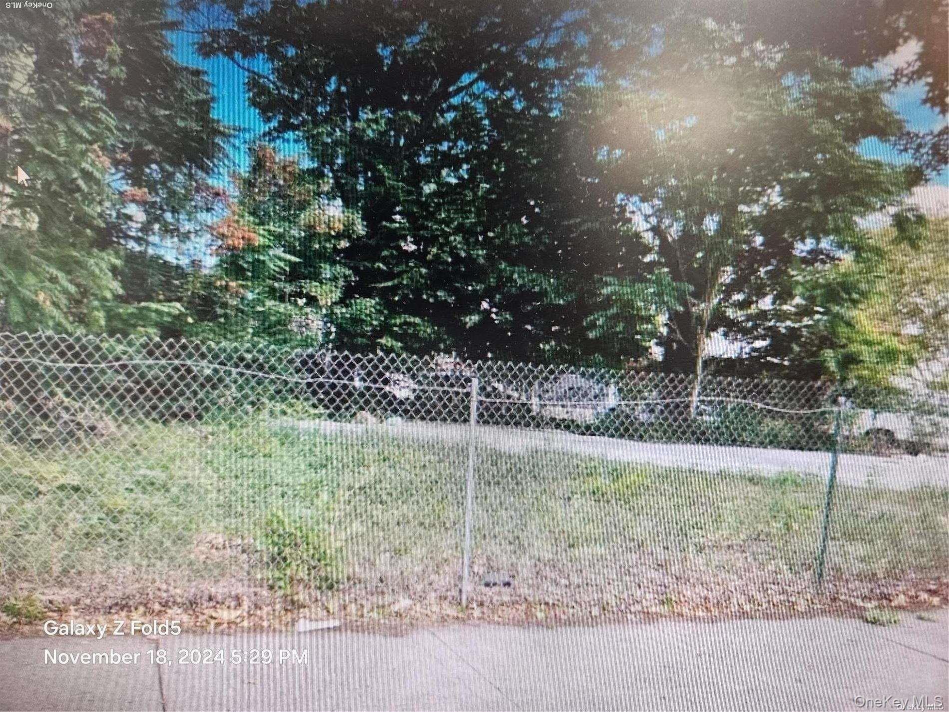 #7 photo, 24-31 Francis Lewis Boulevard, Whitestone , NY 11357