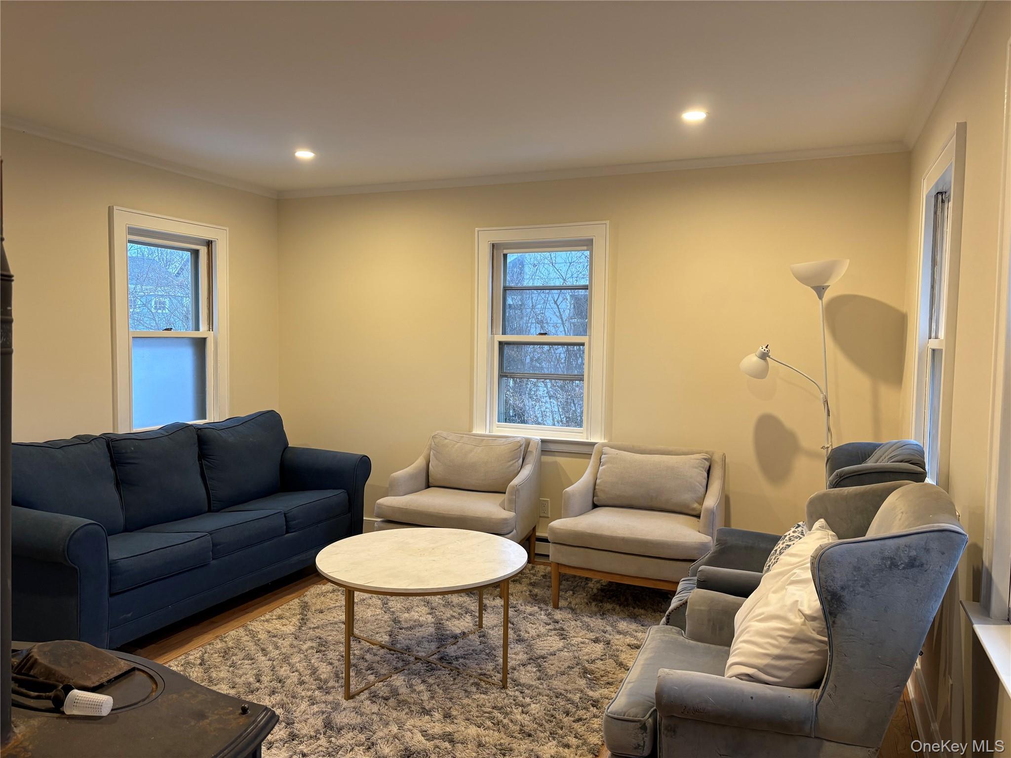 #2 photo, 325 Wiggins Street, সাফোক কাউন্টি Greenport , NY 11944