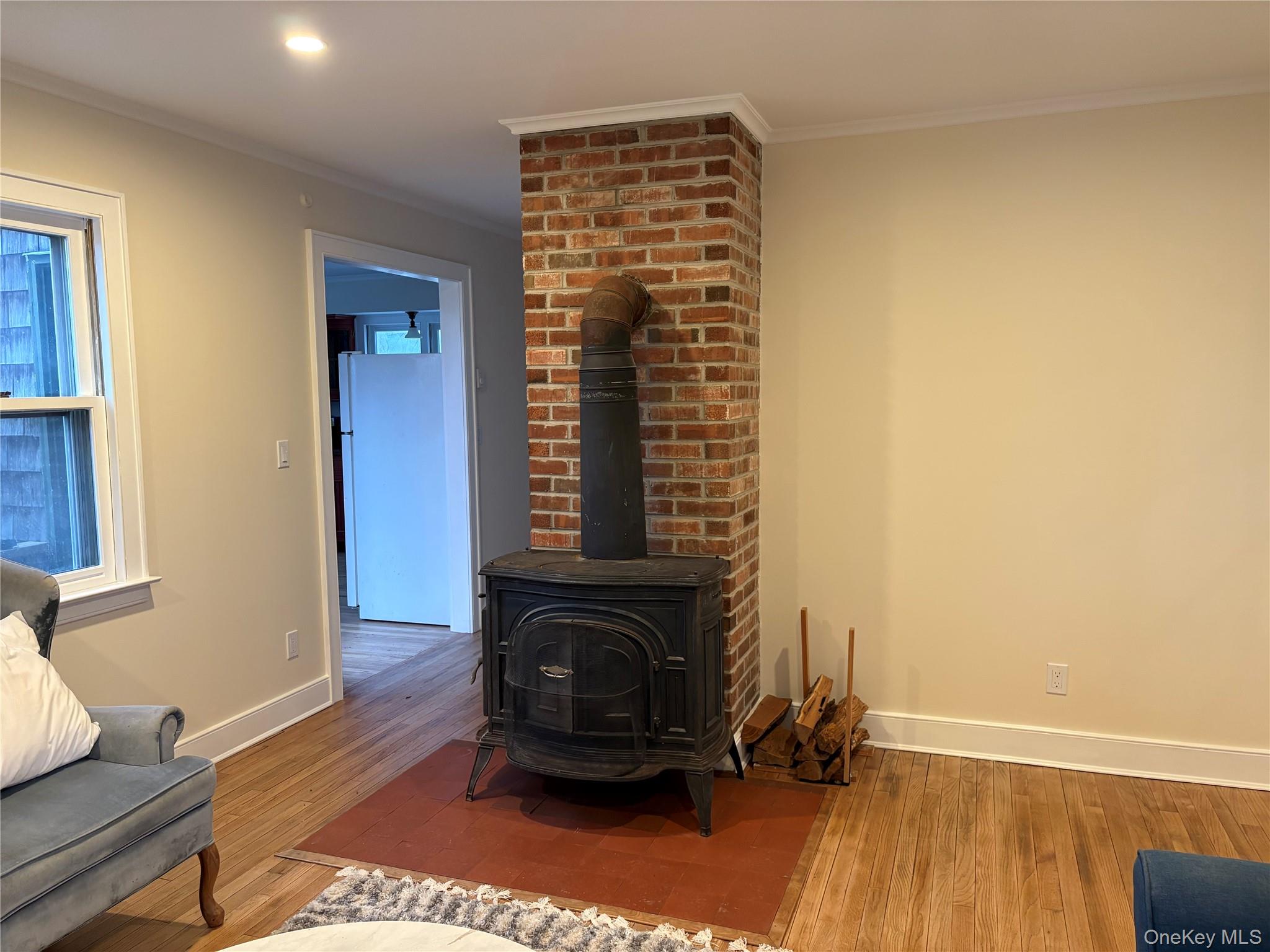 #3 photo, 325 Wiggins Street, সাফোক কাউন্টি Greenport , NY 11944