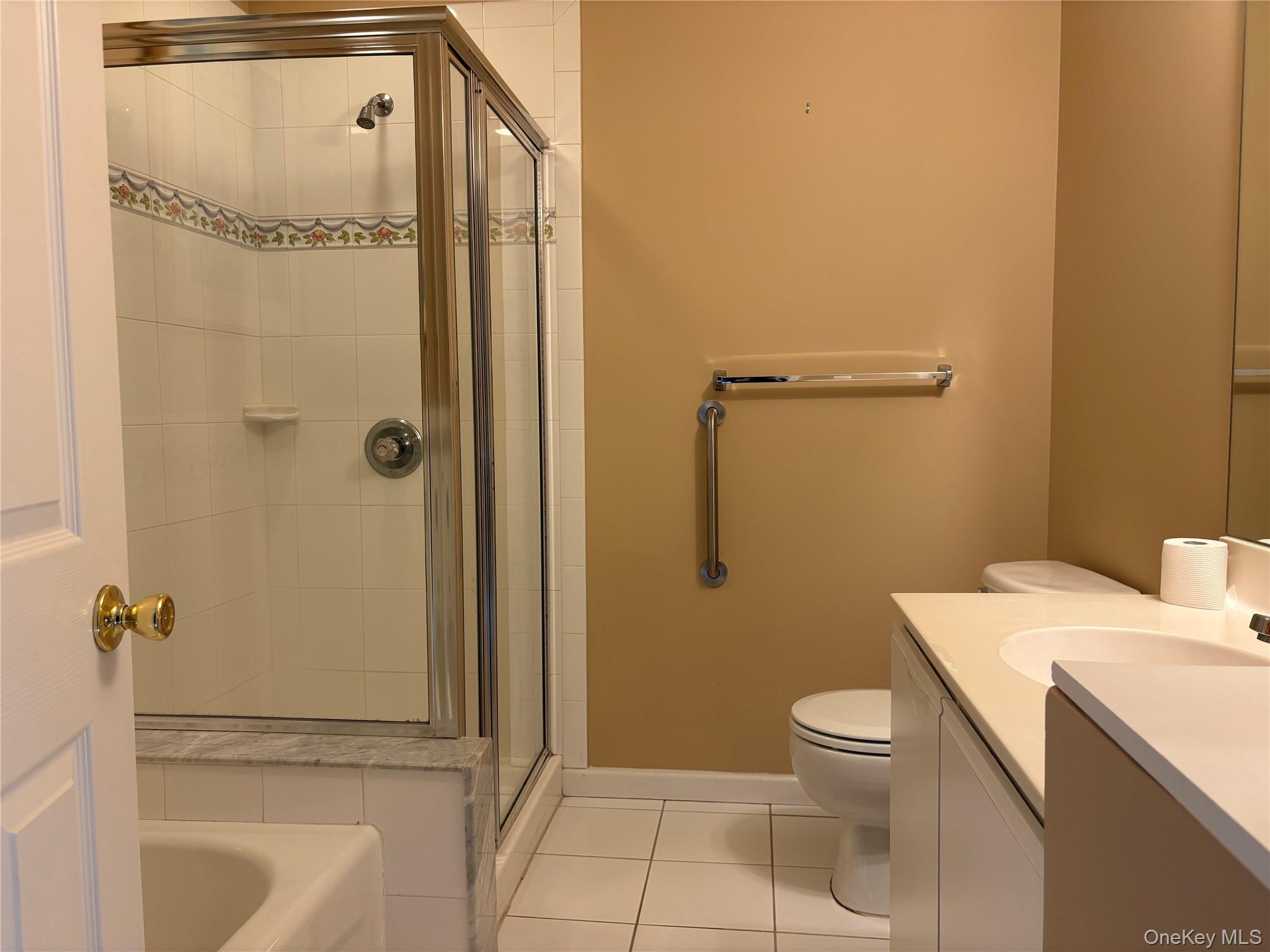 #14 photo, 104 Scenic Lake Drive, Riverhead , NY 11901