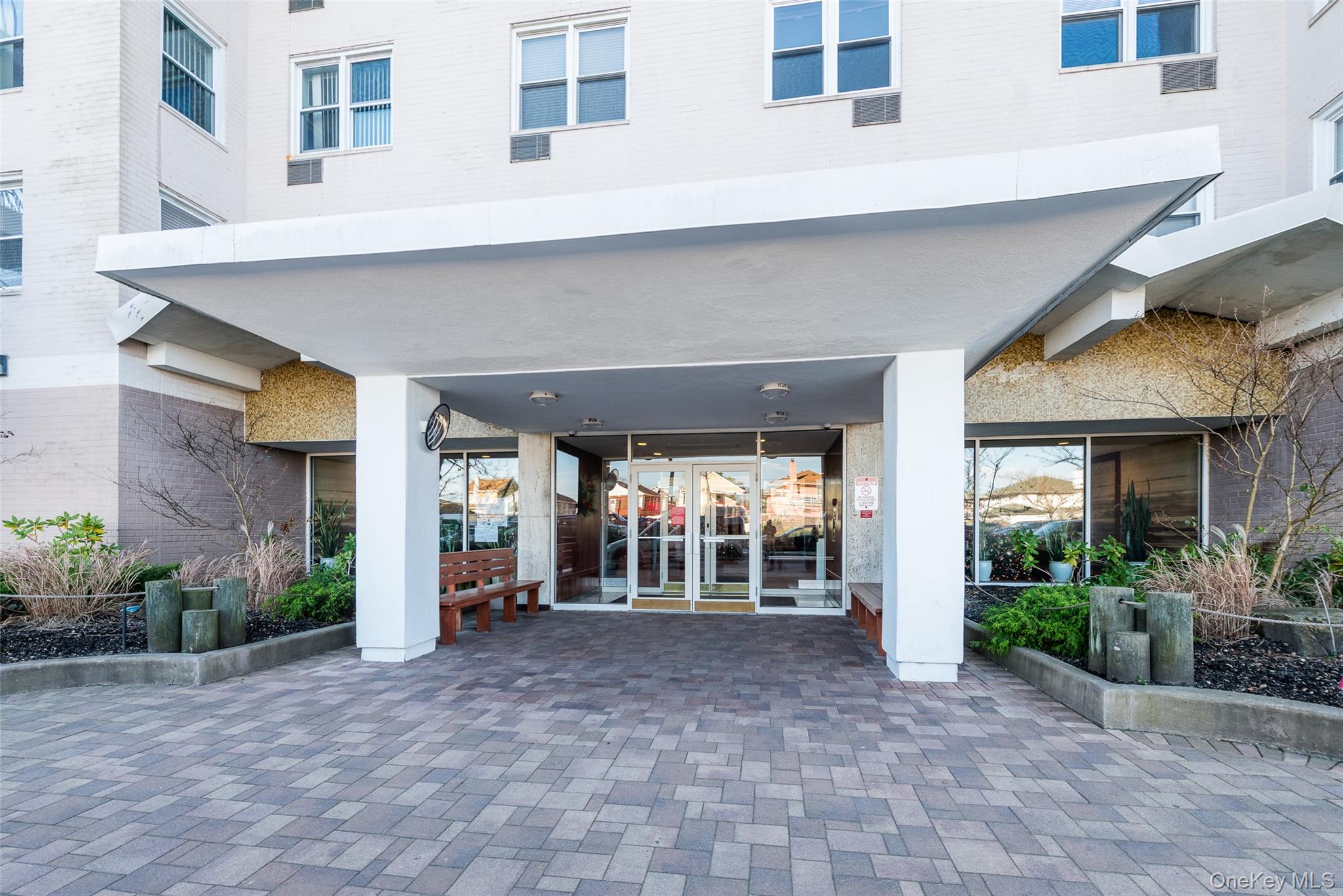 #1 photo, 522 Shore Road, Long Beach , NY 11561