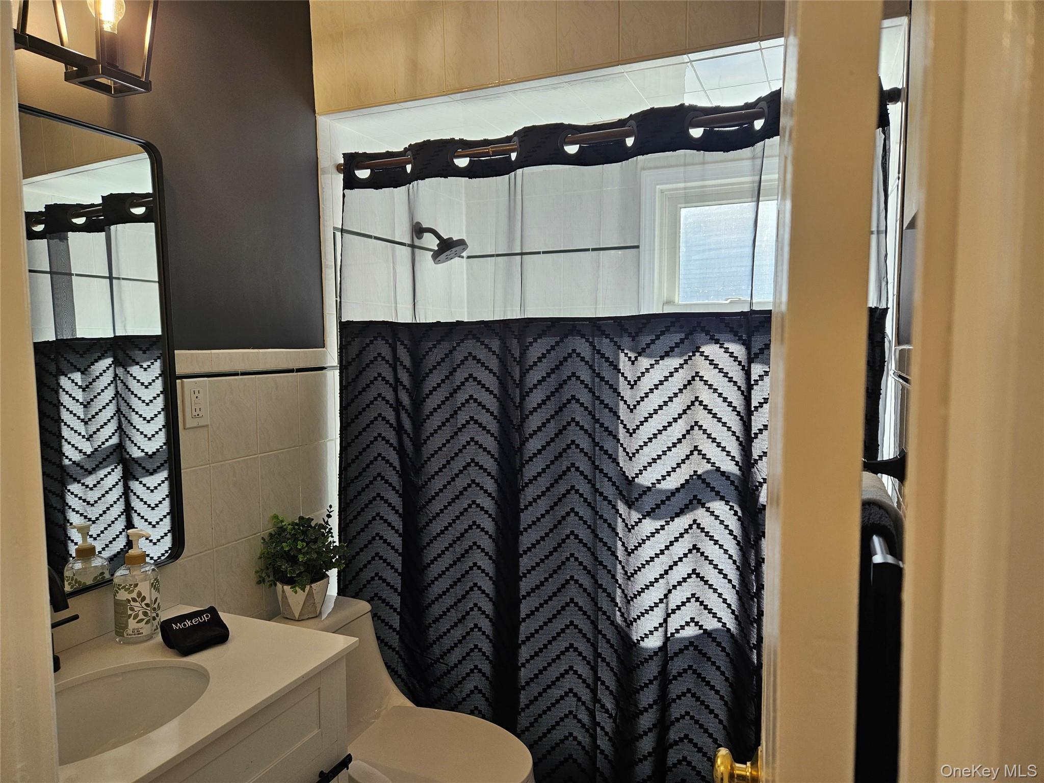 #10 photo, 211 Iceland Drive, سوفولك South Huntington , NY 11746