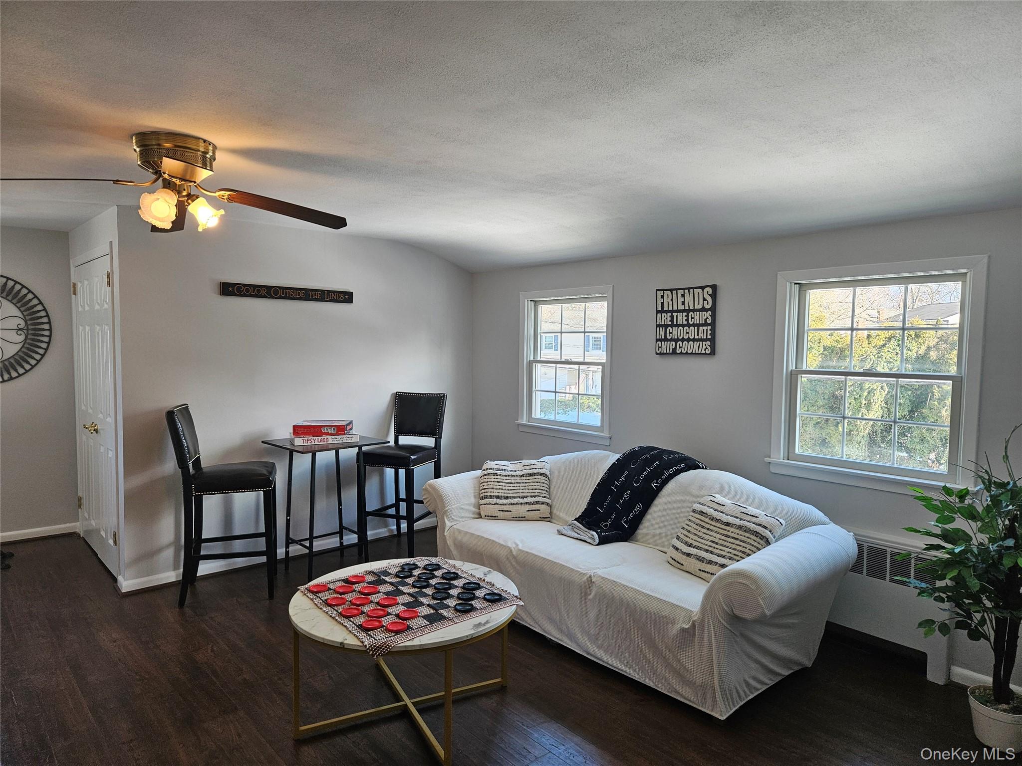 #16 photo, 211 Iceland Drive, سوفولك South Huntington , NY 11746