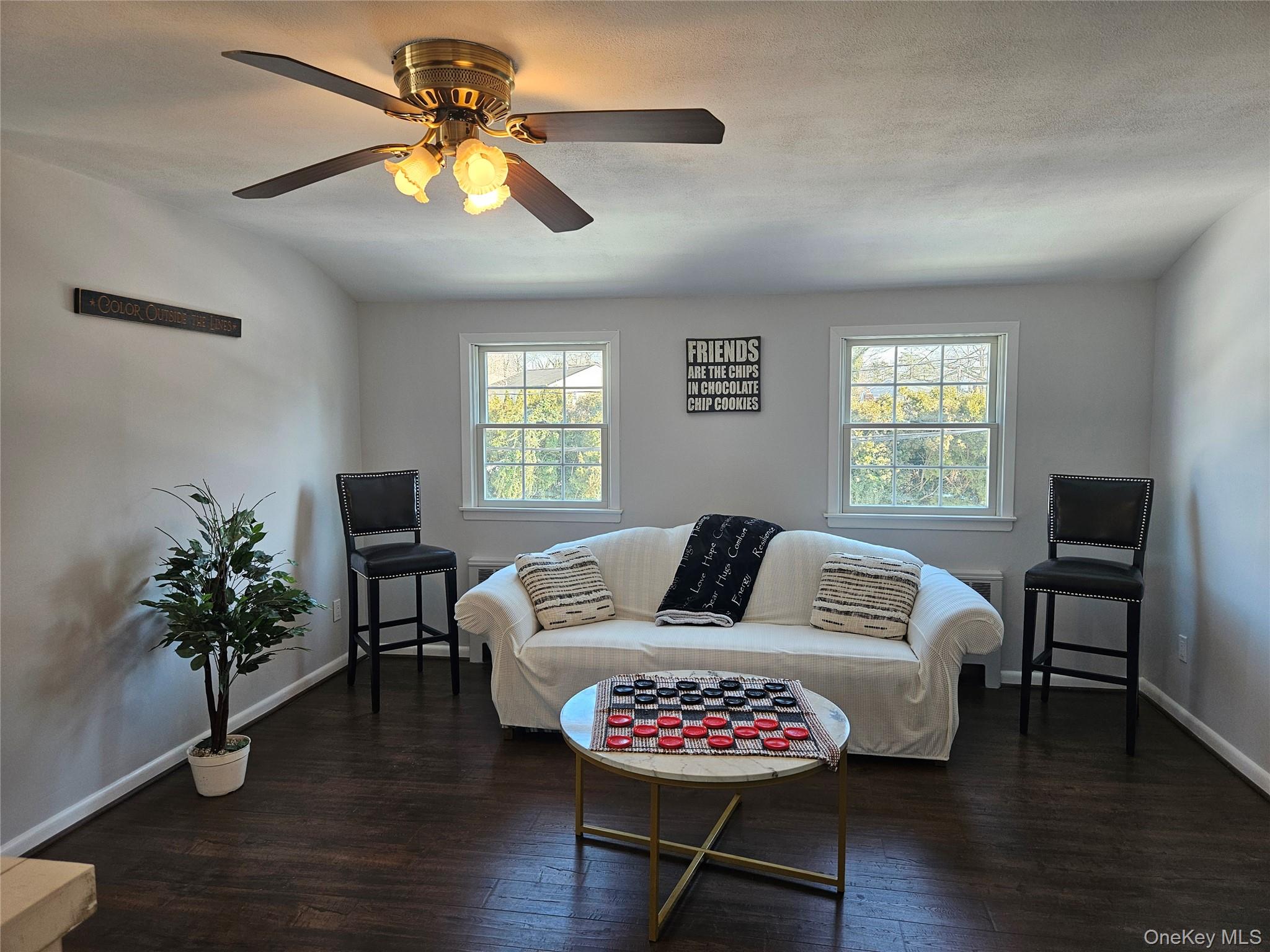 #17 photo, 211 Iceland Drive, سوفولك South Huntington , NY 11746