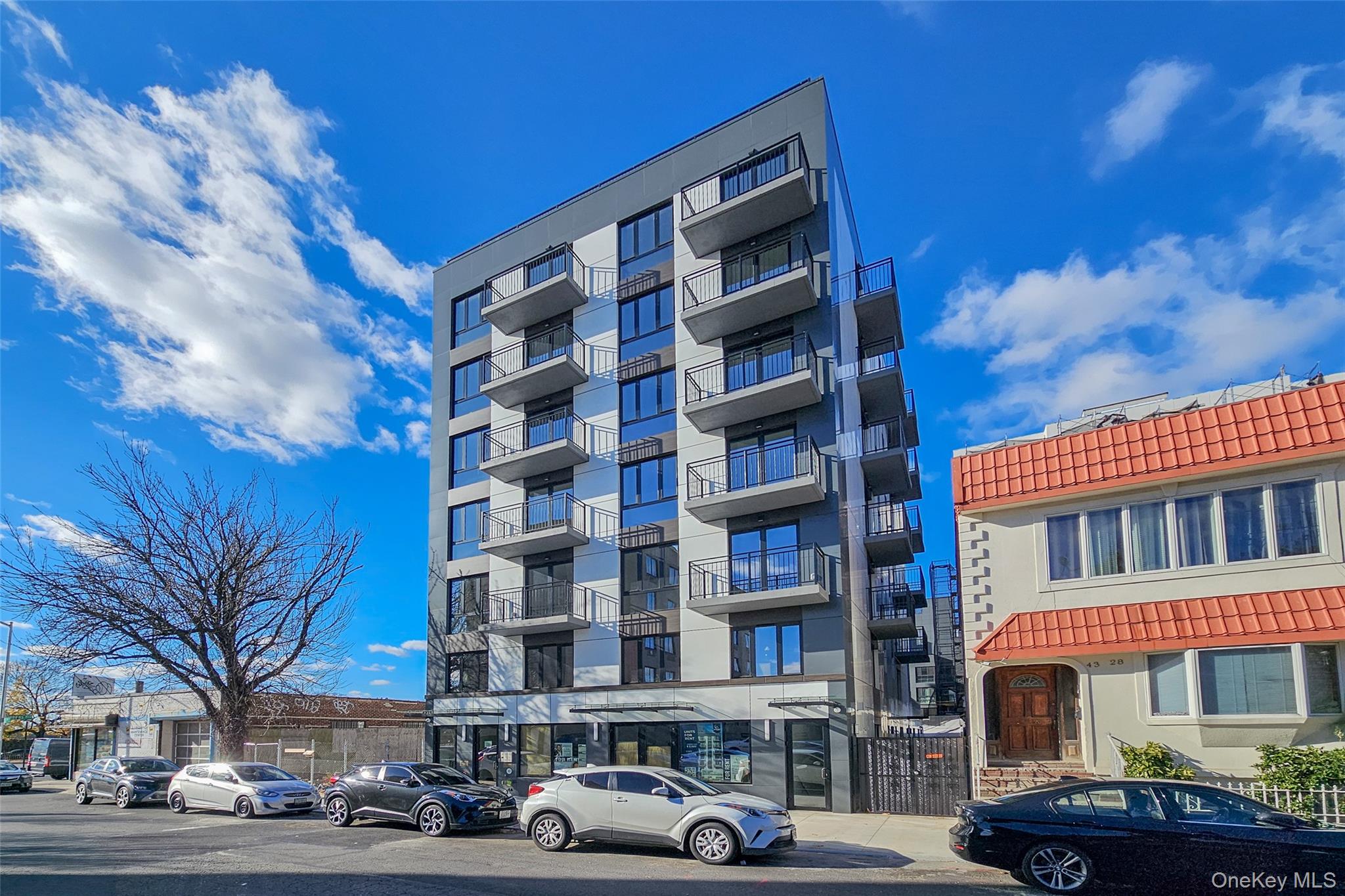 #1 photo, 43-34 53rd Street, 皇后區 木邊 Woodside , NY 11377