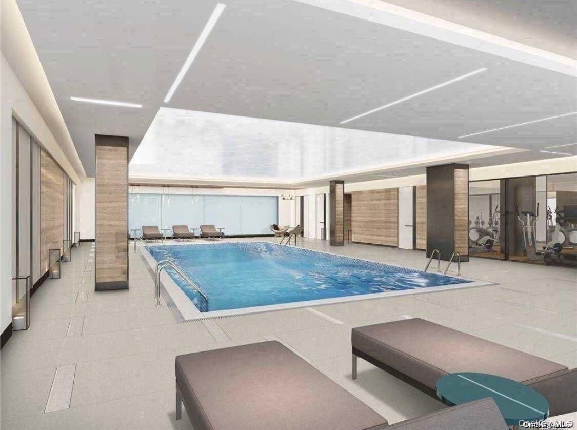 #4 photo, 33-66 Farrington St, كوينز Flushing , NY 11354