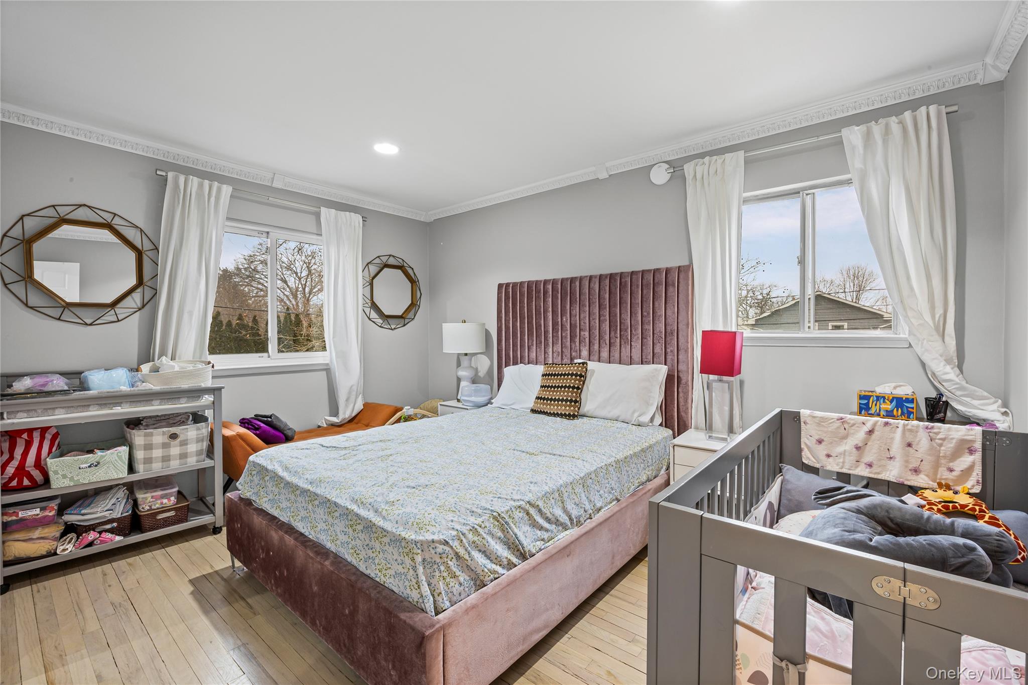 #15 photo, 18 South Drive, Manhasset Hills , NY 11040