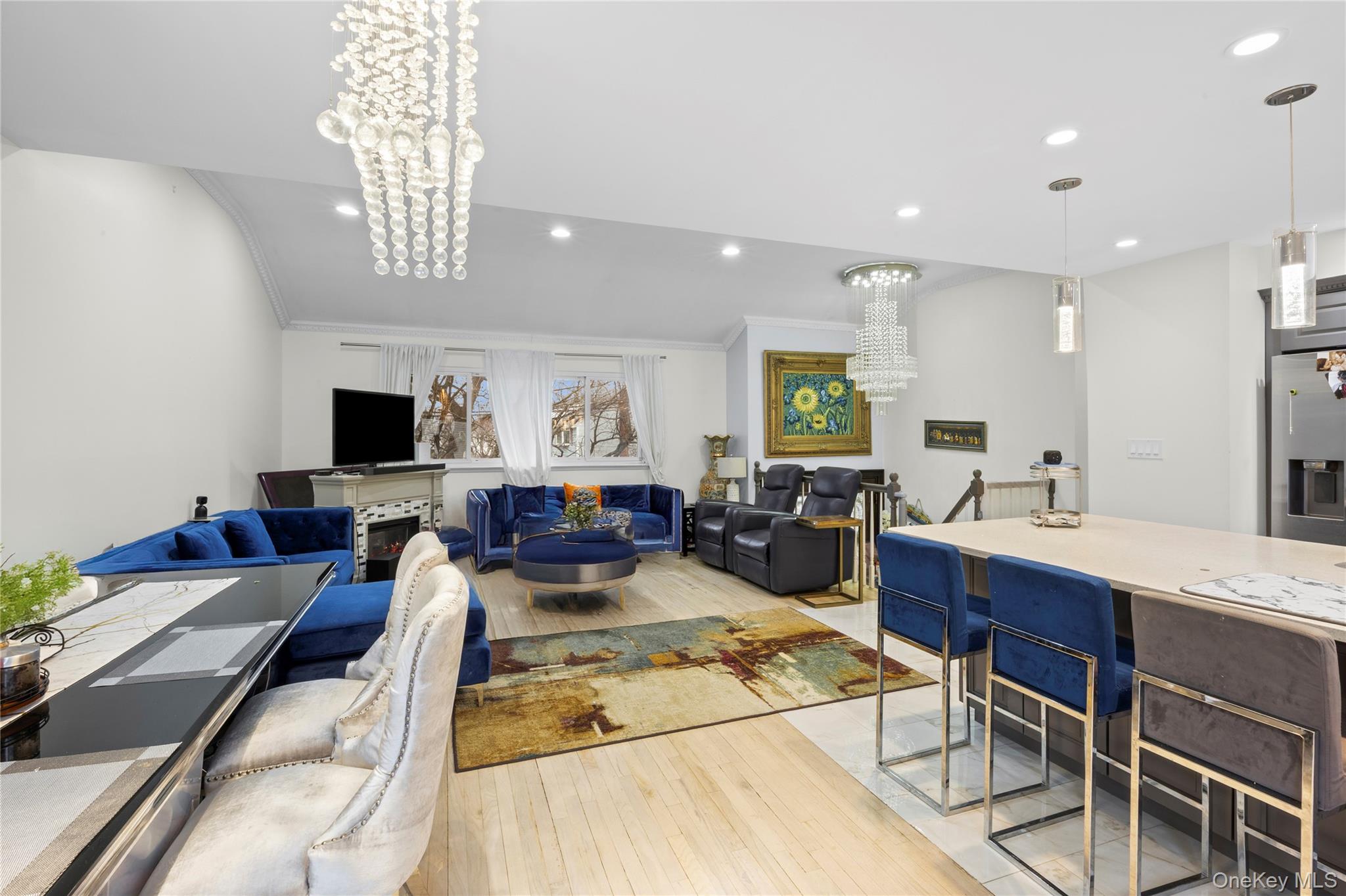 #5 photo, 18 South Drive, Manhasset Hills , NY 11040