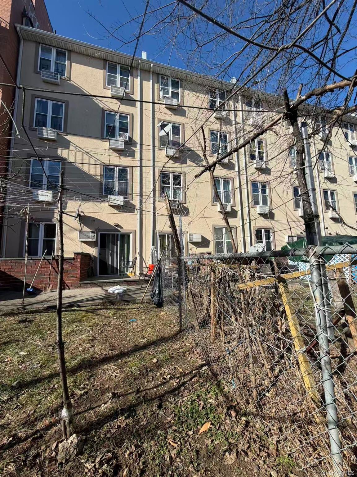 #17 photo, 101-18 39th Avenue, 뉴욕퀸즈 Corona , NY 11368