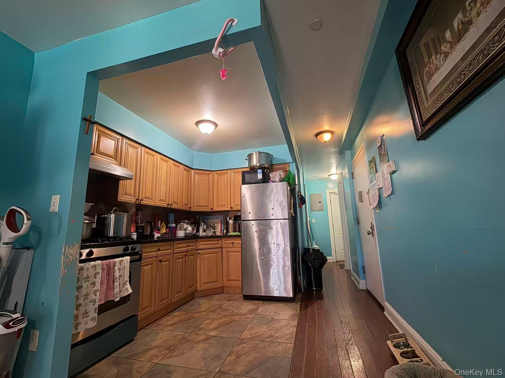 #5 photo, 101-18 39th Avenue, 뉴욕퀸즈 Corona , NY 11368