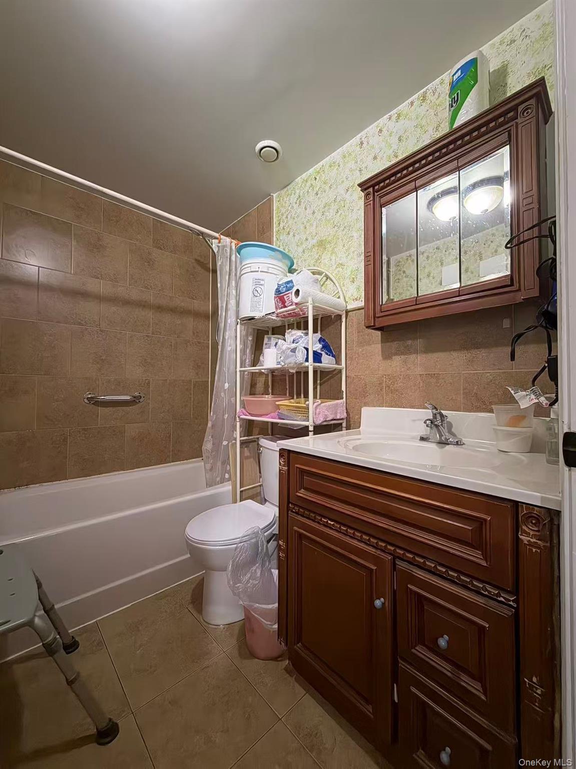 #6 photo, 101-18 39th Avenue, 뉴욕퀸즈 Corona , NY 11368