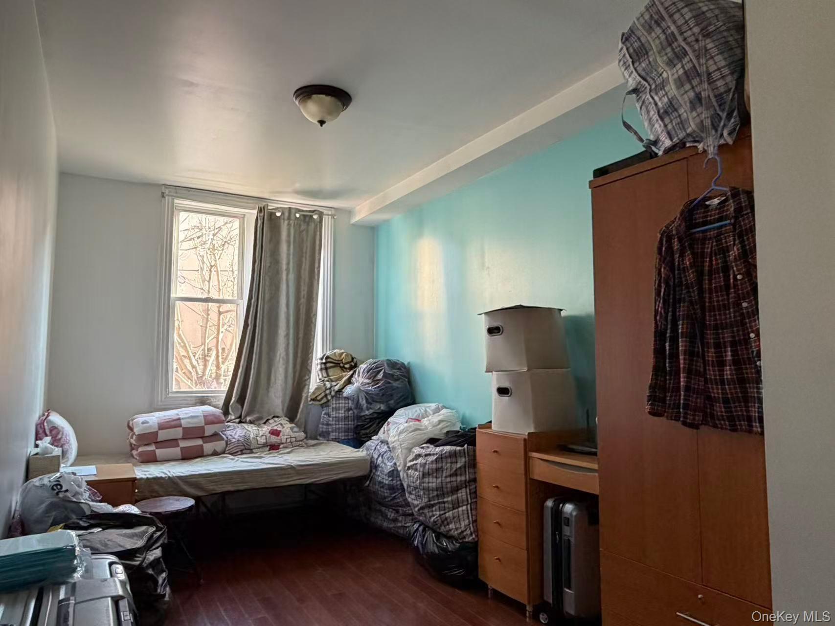 #7 photo, 101-18 39th Avenue, 뉴욕퀸즈 Corona , NY 11368