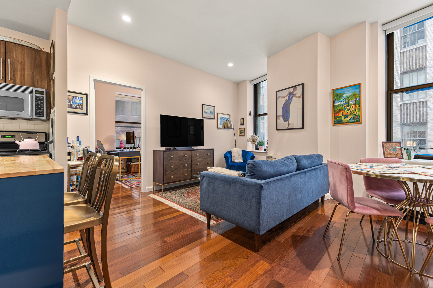 #3 photo, 1 Wall Street Court, Financial District , NY 10005