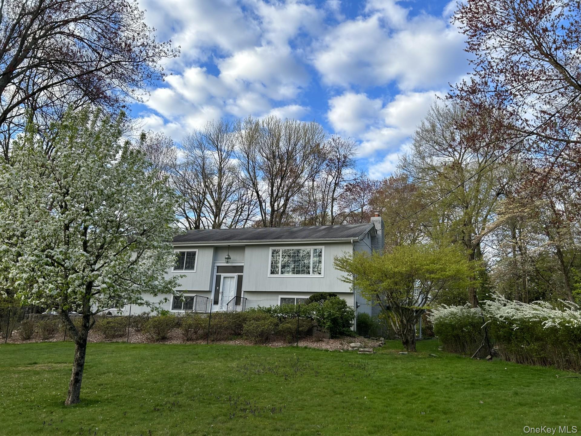 #1 photo, 48 Cypress Lane, Briarcliff Manor , NY 10510